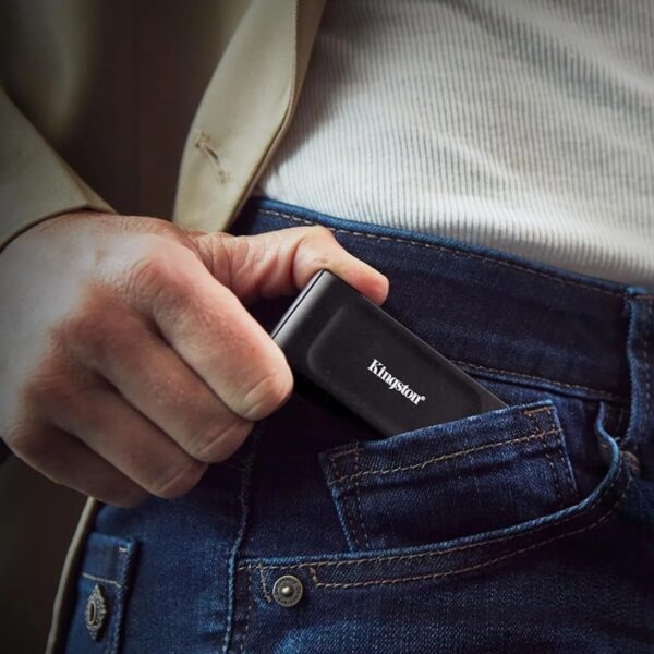 Unidad SSD Externa Kingston XS1000 – 1TB – USB 3.2 Gen 2 – Tipo-C – Ultra Compacta